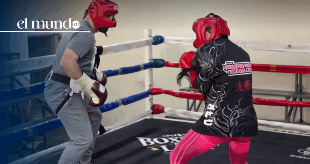 Karely Ruiz Ring Royale