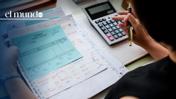 SAT endurece reglas fiscales: seguros podrían subir su costo hasta 20 %