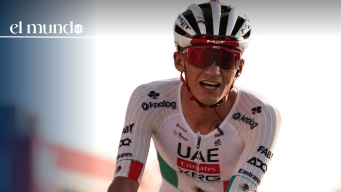 Isaac del Toro gana en Jebel Hafeet y es líder del UAE Tour 2026