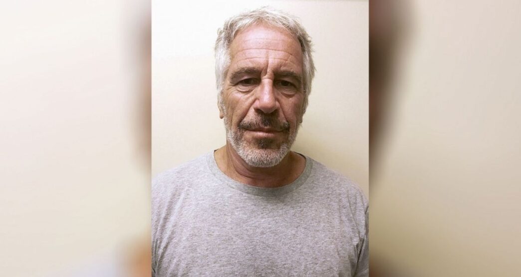 Caso Epstein: Elimina documentos que comprometían identidad de víctimas